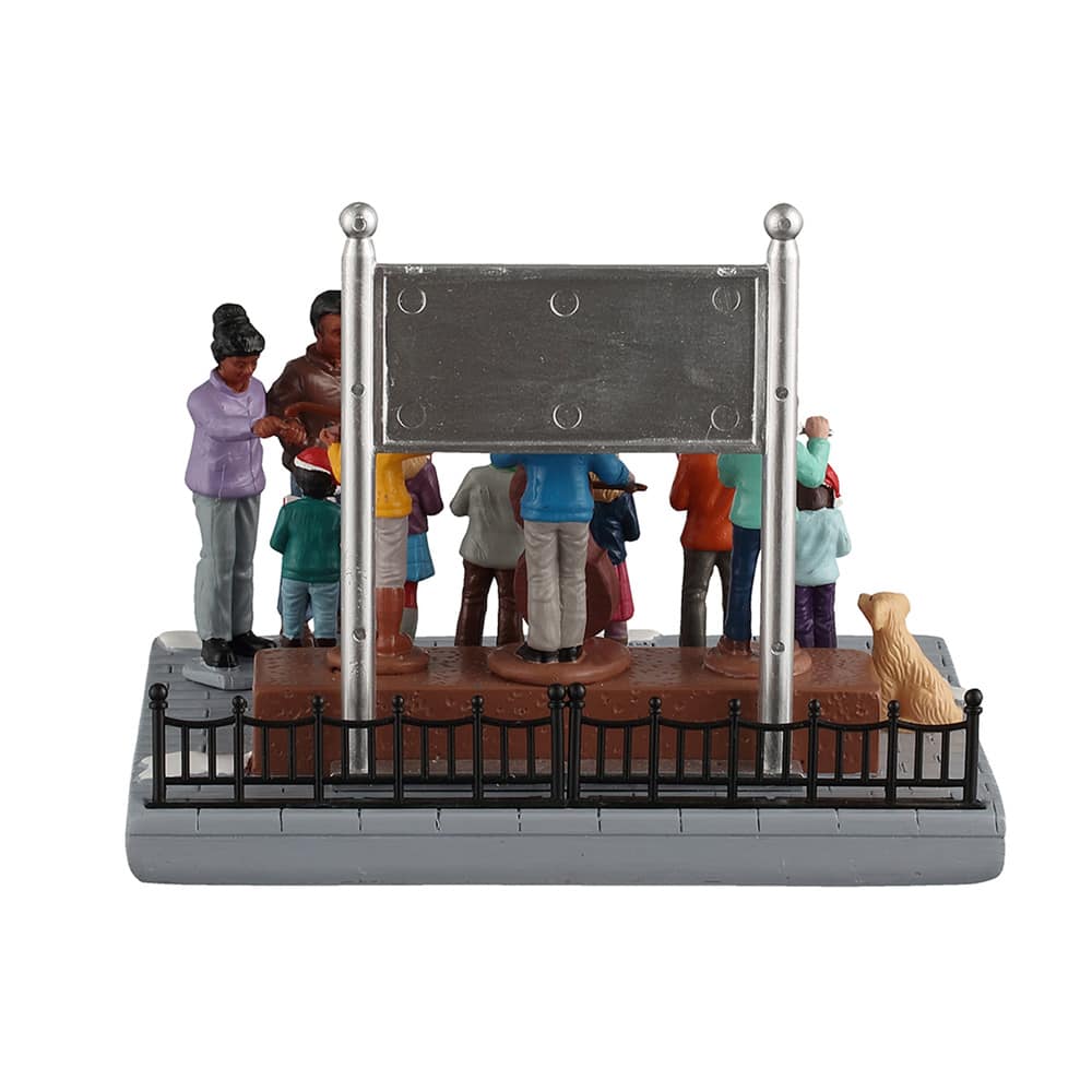 Lemax® School Christmas Concert - Image 4
